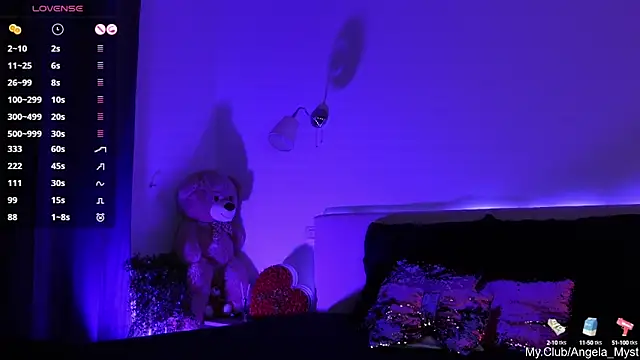 Snapshot of Angela_Myst chatting on October 12, 2025, 12:15 pm Angela Myst online show from October 12, 2025, 12:15 pm