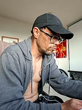 mileflav0r online show from April 29, 2026, 5:33 am