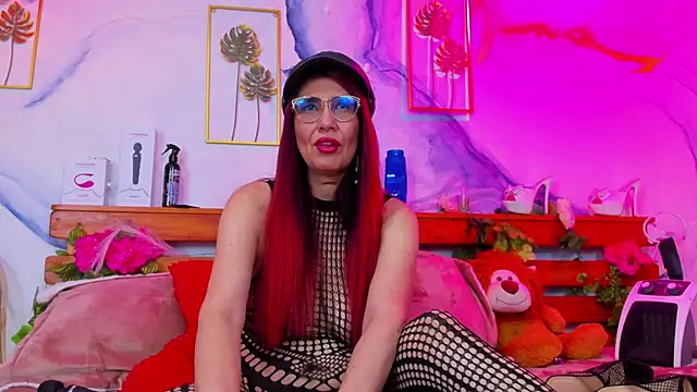 Snapshot of Perla_Franco chatting on February 12, 2026, 7:42 pm Perla Franco online show from February 12, 2026, 7:42 pm