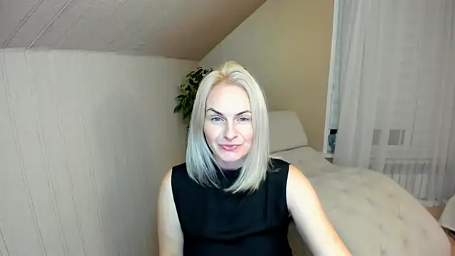 Snapshot of Alicee_Gracee chatting on December 27, 2024, 7:46 pm Alicee Gracee online show from December 27, 2024, 7:46 pm