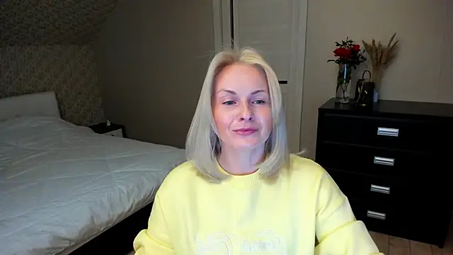 Alicee Gracee online show from November 15, 2025, 4:03 pm