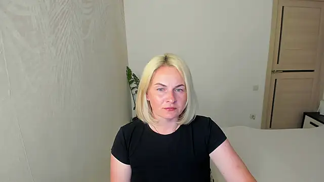 Alicee Gracee online show from June 20, 2026, 5:38 pm
