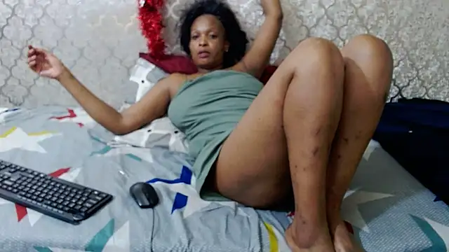 Snapshot of MaximTease24 chatting on February 24, 2025, 1:57 am MaximTease24 online show from February 24, 2025, 1:57 am