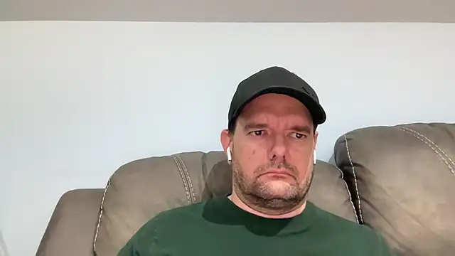 Snapshot of CanadianSweetheart chatting on December 17, 2024, 11:05 pm CanadianSweetheart online show from December 17, 2024, 11:05 pm