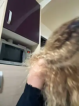 Alexia J online show from January 18, 2025, 4:10 pm