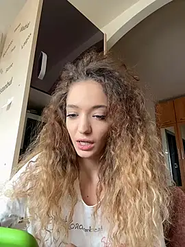 Alexia J online show from February 7, 2025, 12:06 pm