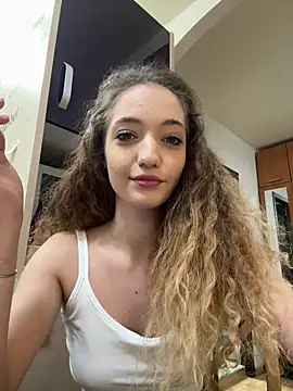 Alexia J online show from February 21, 2025, 12:06 pm