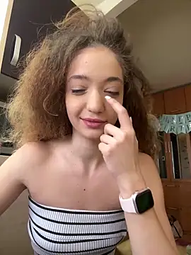 Alexia J online show from March 7, 2025, 12:12 pm