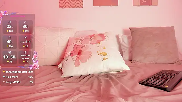 Mia Heartt online show from December 6, 2024, 11:44 am