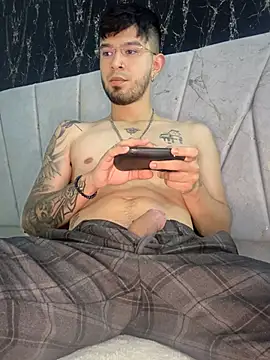 Anthony-Martin online show from March 13, 2025, 12:02 pm