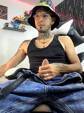 Anthony-Martin online show from October 8, 2025, 4:54 am