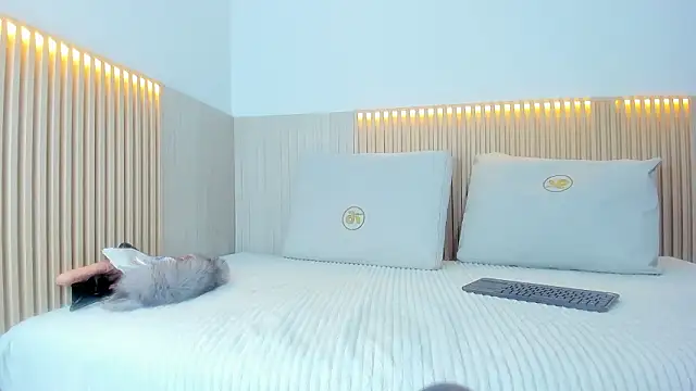 violetta becker online show from March 10, 2026, 11:59 am