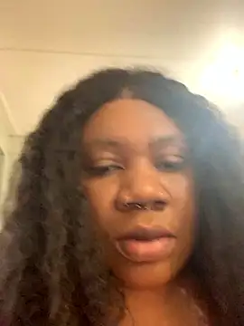 bonbonaumiel online show from December 7, 2024, 12:02 pm