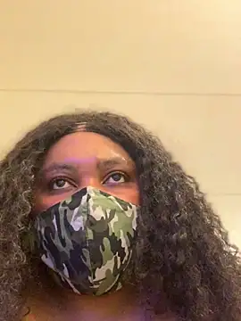 bonbonaumiel online show from December 18, 2024, 3:00 pm