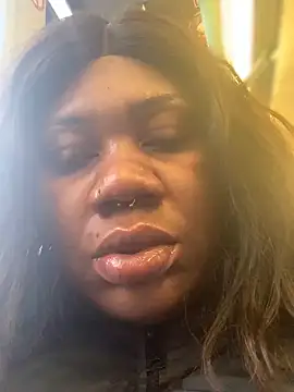 bonbonaumiel online show from December 24, 2024, 7:49 am