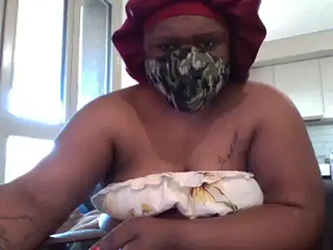 bonbonaumiel online show from January 3, 2025, 9:36 am