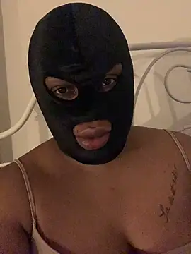 bonbonaumiel online show from January 14, 2025, 7:21 pm