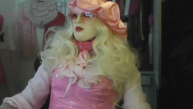 Snapshot of Sissy-Beate chatting on October 26, 2025, 8:48 pm Sissy-Beate online show from October 26, 2025, 8:48 pm