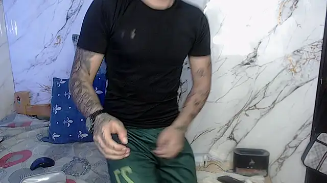 Snapshot of Dereck_Dickson chatting on February 14, 2026, 6:15 pm Dereck Dickson online show from February 14, 2026, 6:15 pm