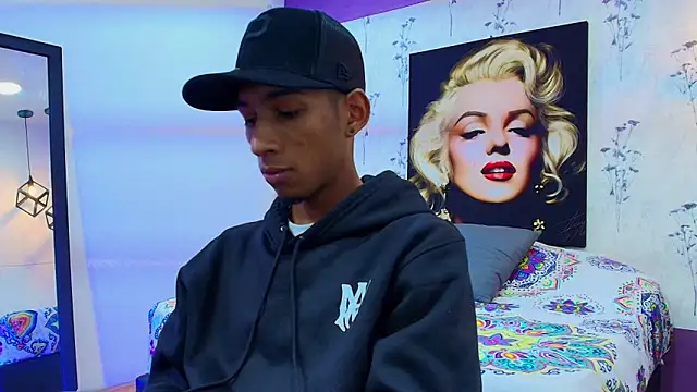 Snapshot of alejandro_king1 chatting on February 26, 2025, 12:47 pm alejandro king1 online show from February 26, 2025, 12:47 pm