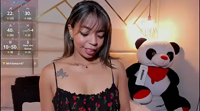 Nathaliajonees online show from January 6, 2025, 12:46 pm