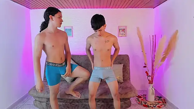 Couples Wallen online show from March 6, 2025, 11:20 pm