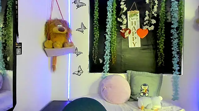 Snapshot of queen-natty chatting on February 16, 2026, 2:35 pm queen-natty online show from February 16, 2026, 2:35 pm