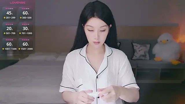 Snapshot of Lucky-baby chatting on September 24, 2025, 1:03 pm Lucky-baby online show from September 24, 2025, 1:03 pm