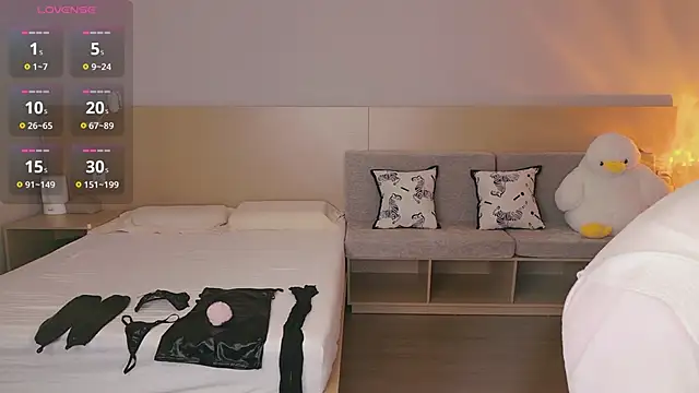 Snapshot of Lucky-baby chatting on October 1, 2025, 1:17 pm Lucky-baby online show from October 1, 2025, 1:17 pm