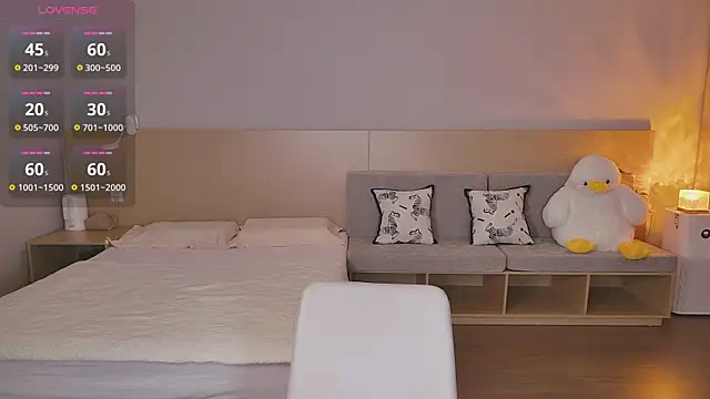 Snapshot of Lucky-baby chatting on October 2, 2025, 1:29 pm Lucky-baby online show from October 2, 2025, 1:29 pm