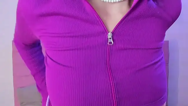 kyle8 ls online show from October 1, 2025, 1:33 am