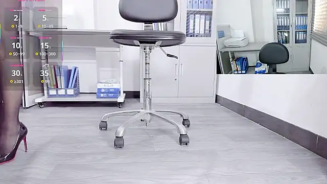 Snapshot of Cheryl_106 chatting on January 8, 2026, 2:14 am Cheryl 106 online show from January 8, 2026, 2:14 am