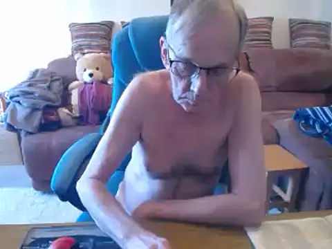 Ferret7777 online show from February 5, 2025, 2:37 pm