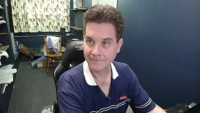 tilobinder online show from April 21, 2026, 2:34 pm