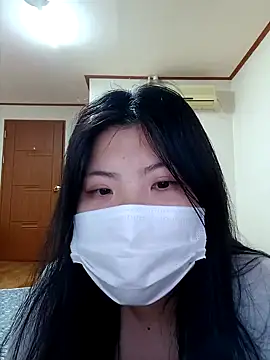 hello098712 online show from December 31, 2024, 2:14 pm