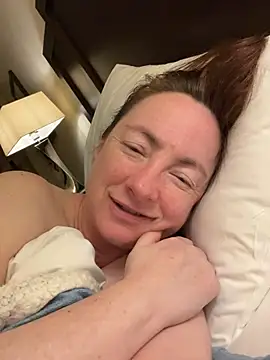 LouiseTswing online show from January 22, 2025, 7:03 am