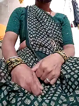 Hot Falguni online show from September 14, 2025, 3:38 am