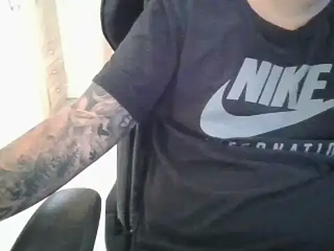 Snapshot of realityyshowww chatting on September 17, 2025, 2:30 pm realityyshowww online show from September 17, 2025, 2:30 pm