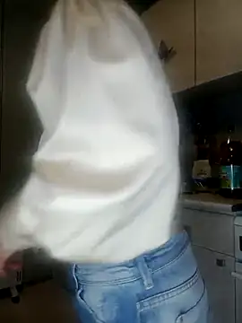 Milen Milf online show from March 20, 2025, 5:36 pm