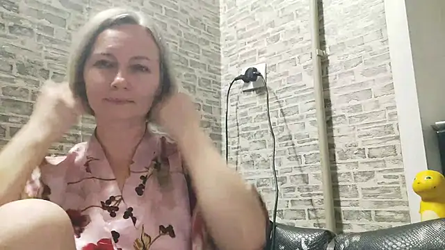 EdithManning online show from December 16, 2024, 5:00 pm