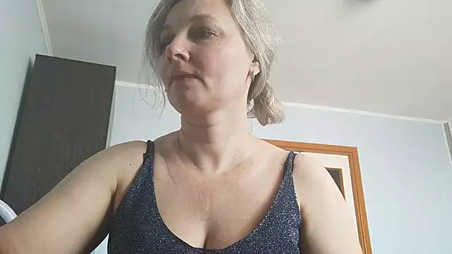 EdithManning online show from February 21, 2026, 9:54 am