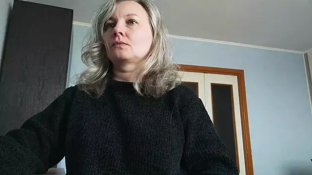 EdithManning online show from April 27, 2026, 8:12 am