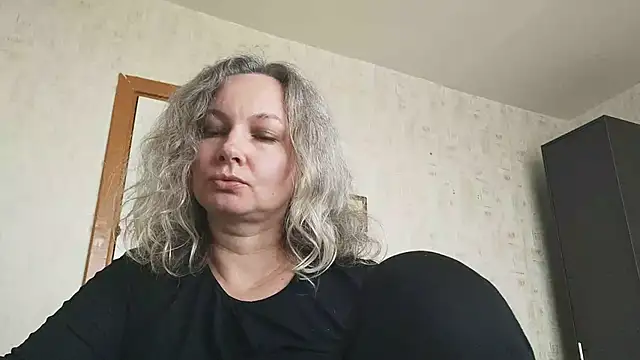 EdithManning online show from May 7, 2026, 6:30 am