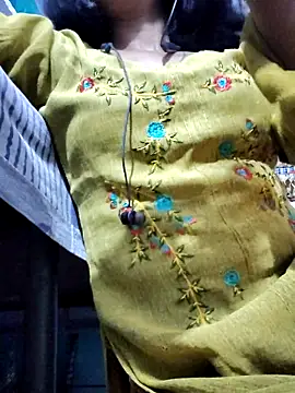 Snapshot of Hot-Anuska chatting on September 10, 2025, 4:07 pm Hot-Anuska online show from September 10, 2025, 4:07 pm