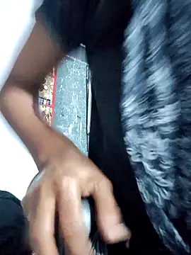 Snapshot of Hot-Anuska chatting on September 15, 2025, 4:07 pm Hot-Anuska online show from September 15, 2025, 4:07 pm