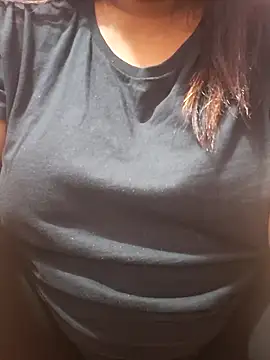 Hot-Anuska online show from January 6, 2026, 5:49 pm