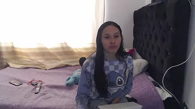 Kitty and jake online show from November 2, 2025, 5:04 pm