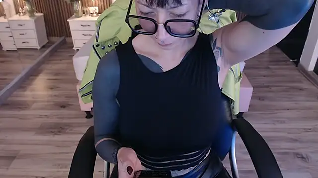 Sam mansson66 online show from November 8, 2025, 3:23 pm