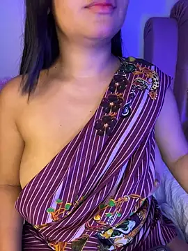Snapshot of shara_queen1 chatting on May 8, 2026, 1:00 am shara queen1 online show from May 8, 2026, 1:00 am