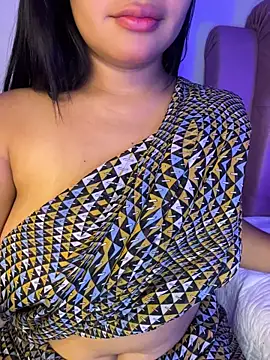 Snapshot of shara_queen1 chatting on May 9, 2026, 3:12 am shara queen1 online show from May 9, 2026, 3:12 am
